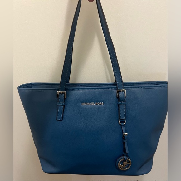 Michael Kors Blue Tote Bag - One call out on one handle piping. See last photo. - Picture 1 of 15